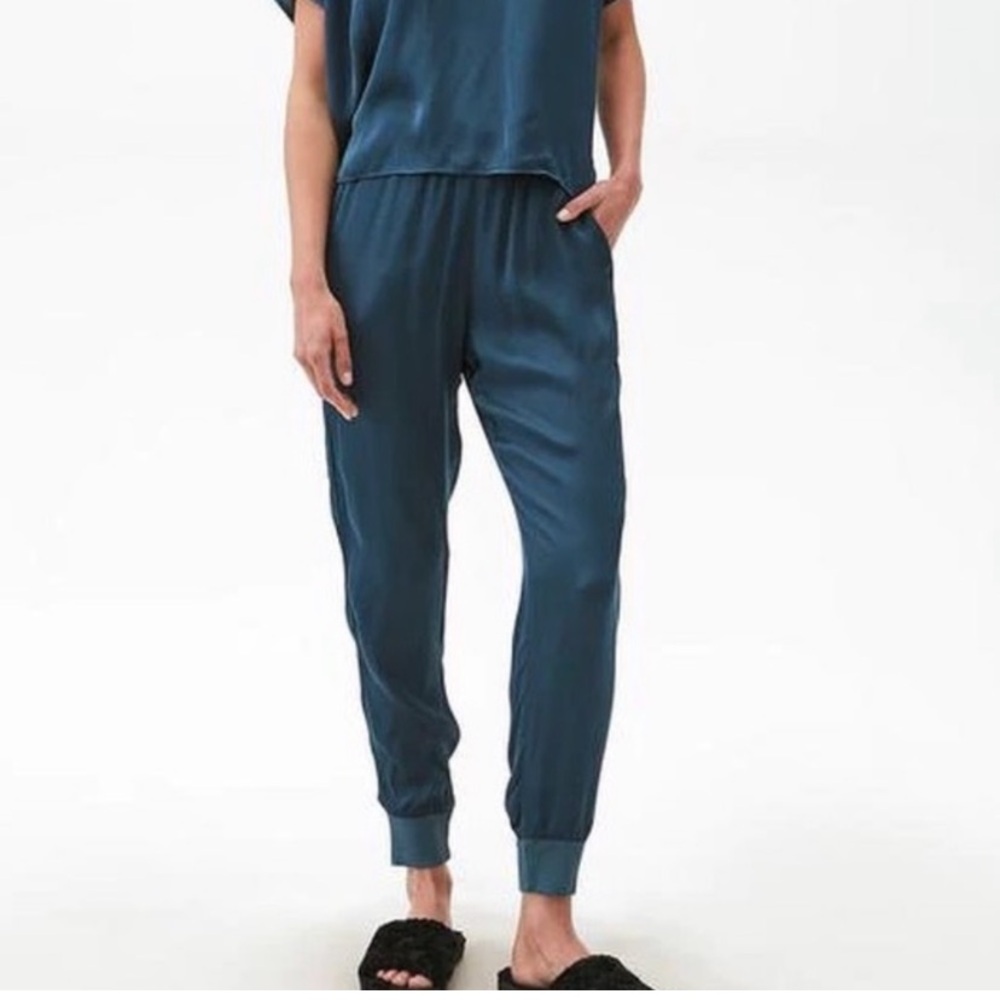 NWT Michael Stars Lidia Satin Knit Mix Blue Relaxed Jogger Pants Size Small